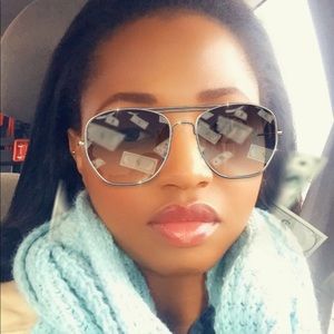 Meet your Posher, Halima